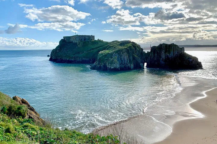 Uncover Pembrokeshire's Secrets: A 7-Day Self-Guided Adventure!