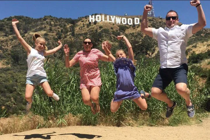Unveiling LA's Gems: Your Private, Luxurious Sightseeing Adventure