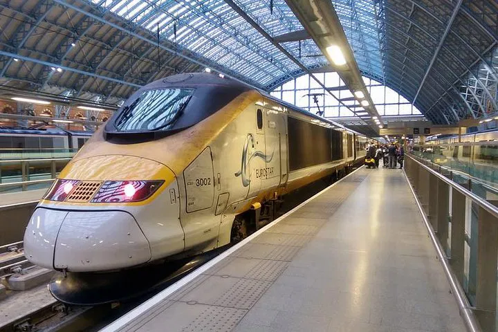Stress-Free Arrival: Private Transfer from St Pancras to London Awaits!