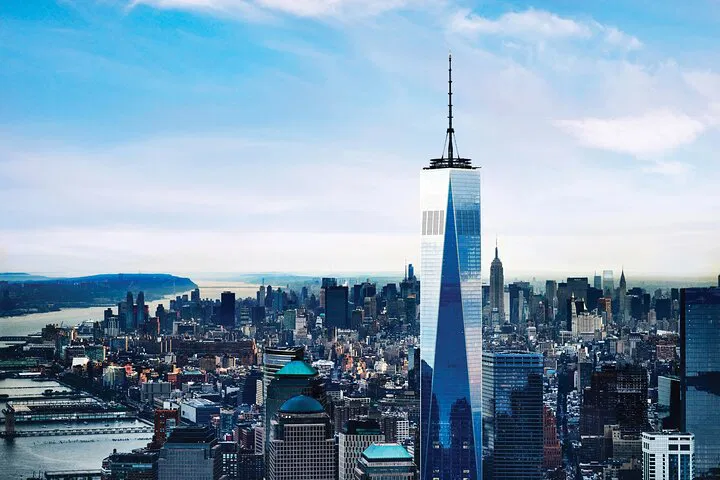 Manhattan Marvels: Walking Tour & One World Observatory Spectacle