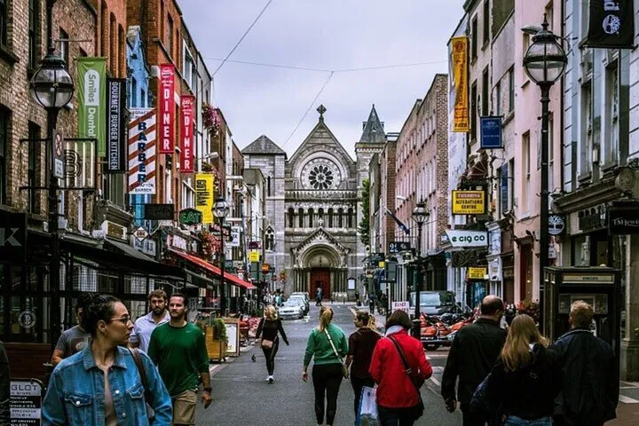 Uncover Dublin's Charms: A Guided Walking Tour of Highlights and Hidden Gems