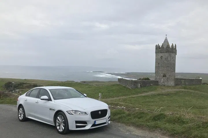 Luxury Galway-Dublin Transfer: Arrive Refreshed & Ready