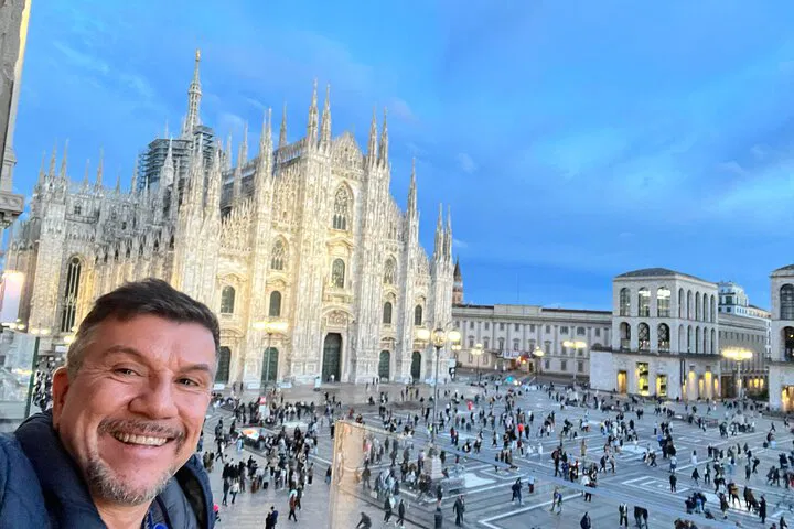 Unveiling Milan's Majesty: A Private Duomo & Baptistery Expedition