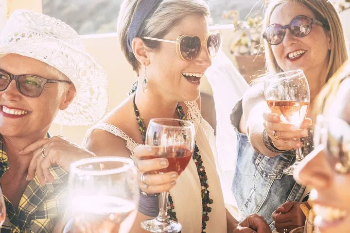 Uncork Long Island: Luxurious Winery Tour with Private Tastings!