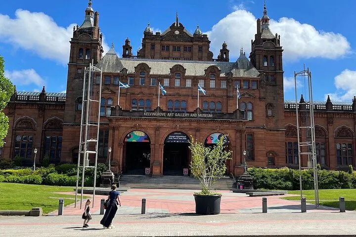 Discover Glasgow's West End: A Personalized Walking Adventure