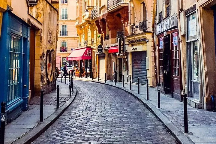 Literary Legends: Unveiling Paris's Latin Quarter and Left Bank
