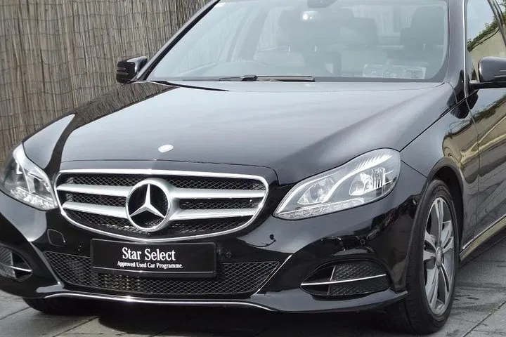 Luxury Dublin Transfer: Glengarriff in Style & Comfort