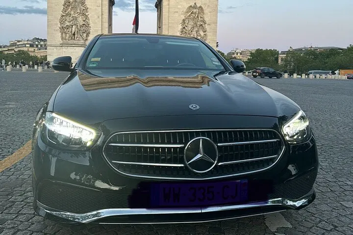 Elevate Your Paris Experience: Premium Private City Tours