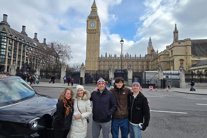 Iconic London in a Black Cab: 6-Hour Private Tour