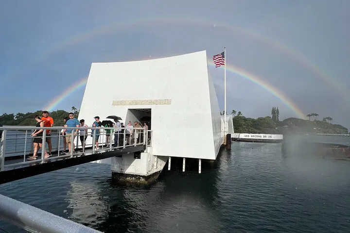 Pearl Harbor Limousine Tour: A VIP Journey Through History
