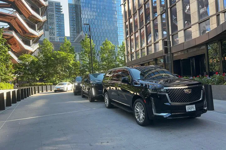 Stress-Free NYC Airport Transfers: Your Private Ride Awaits!