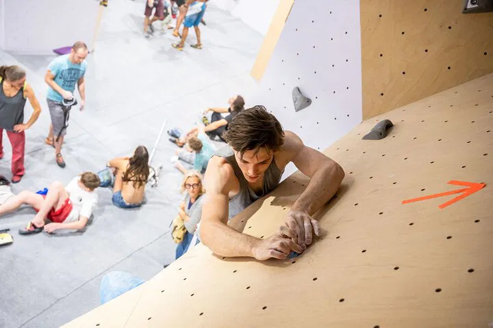 Bercy Village Climbing: Fun for All Levels!