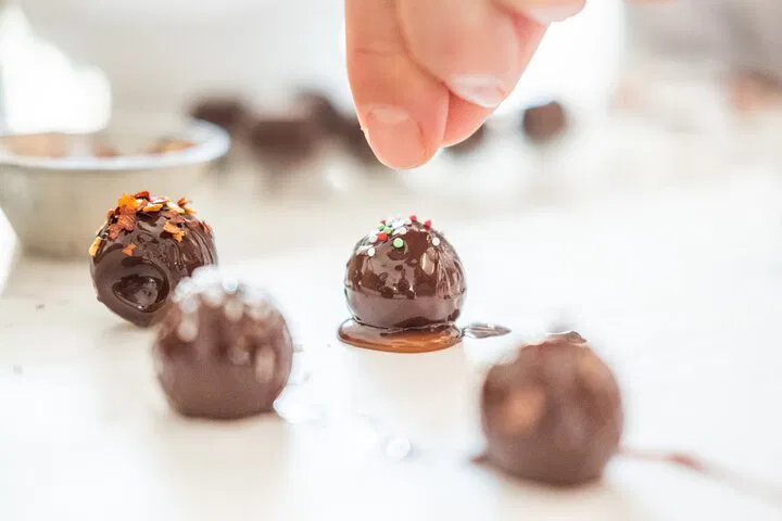 Chocolate Bonbon Bliss: Craft Your Own Delights in Notting Hill