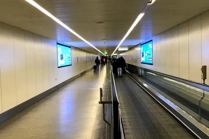 London Layover Magic: Private Gatwick Tour!