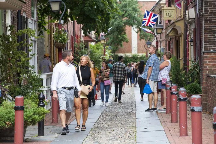 Philly Founding Fathers Walking Tour: See Historic Sites