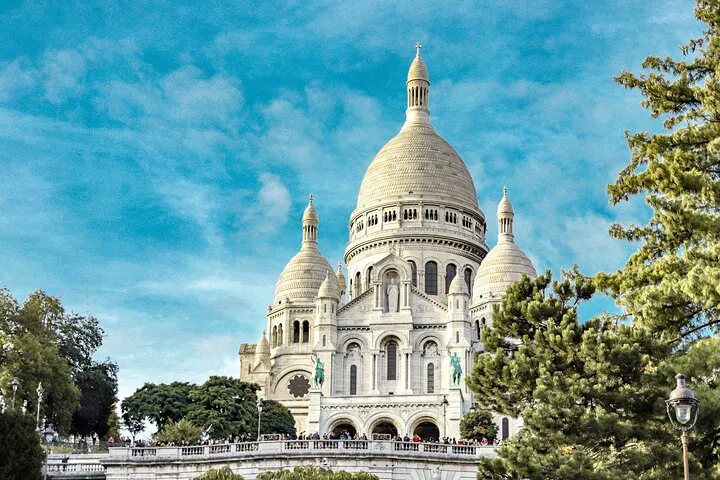 Montmartre's Bohemian Rhapsody: A Private Artistic & Historical Walking Tour