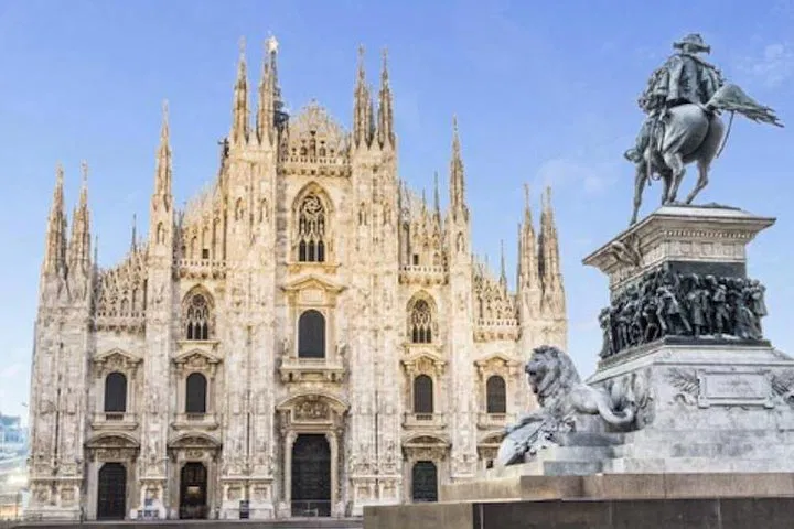 Unveiling Milan's Majestic Duomo: A Guided Historical Journey
