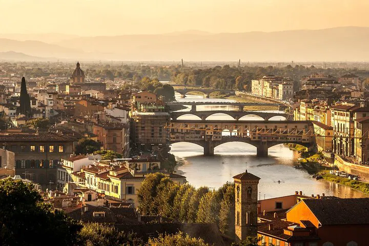 Luxury Private Transfer: Nice to Florence with Scenic Stop