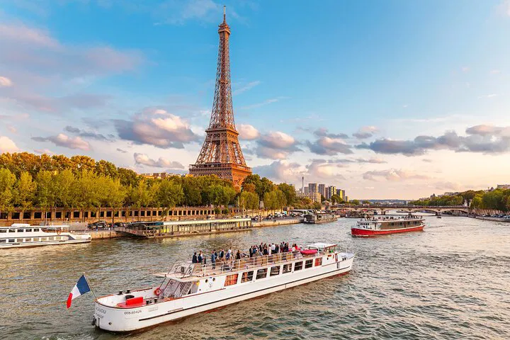 Paris Seine River Cruise: A Timeless Journey Through the Heart of Light