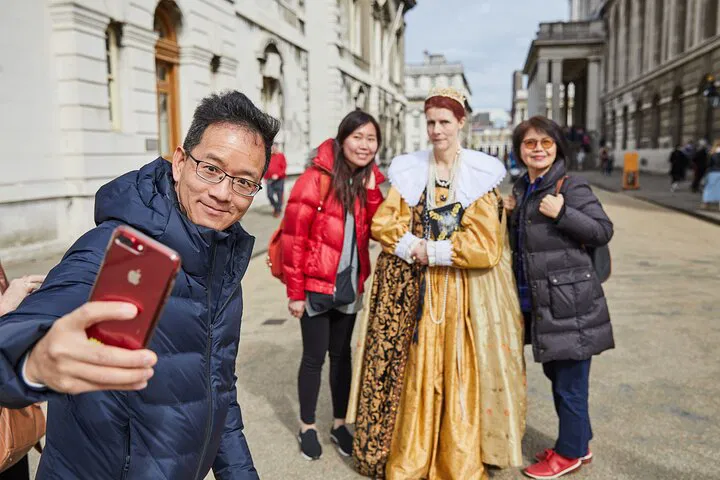 Uber Boat & Painted Hall: London River & History Trip