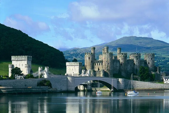 North Wales Shore Excursion: Castles, Peaks & Villages