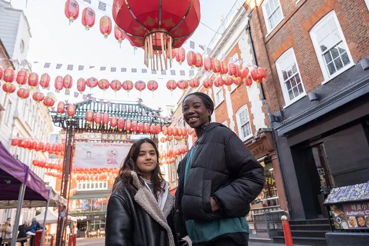 Discover London's Charm: A Private Tour of Highlights & Notting Hill