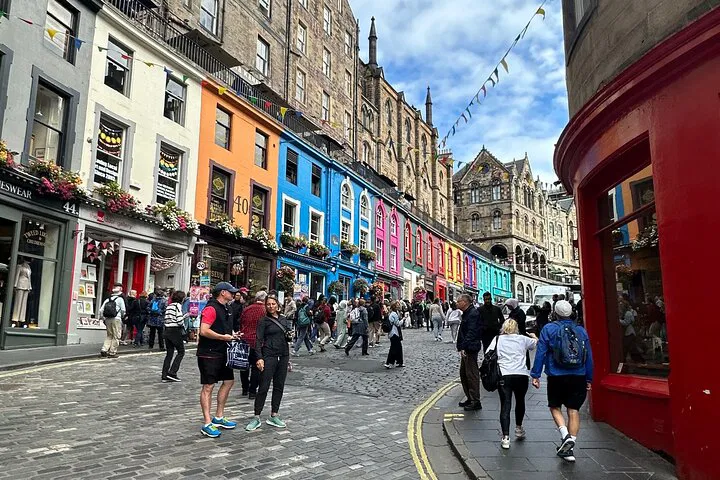 Edinburgh's Royal Mile: A Luxurious Private Journey Through History