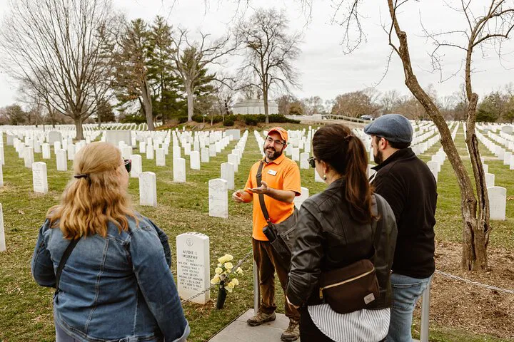 Arlington Cemetery Tour: Kennedy & Changing of Guard