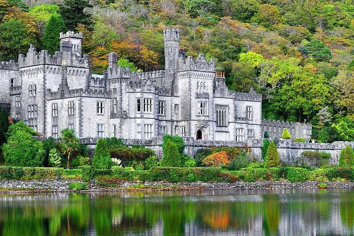 Discover Southern Ireland's Charms: A Personalized 5-Day Tour