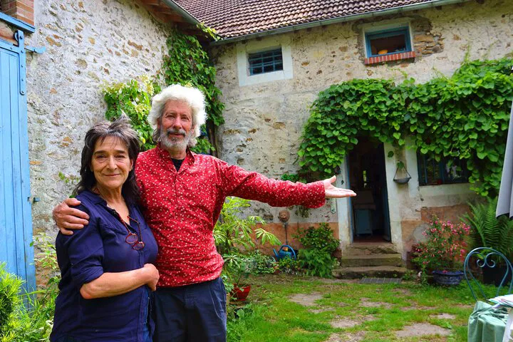 Paris Countryside Culinary Escape: Dine with Locals in a 17th-Century Stone House