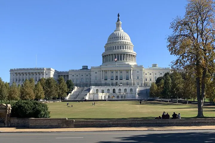 Uncover DC's Secrets: House of Cards Quest Experience