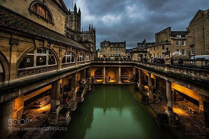 Luxury Bath Day Trip: Explore Roman History in Style