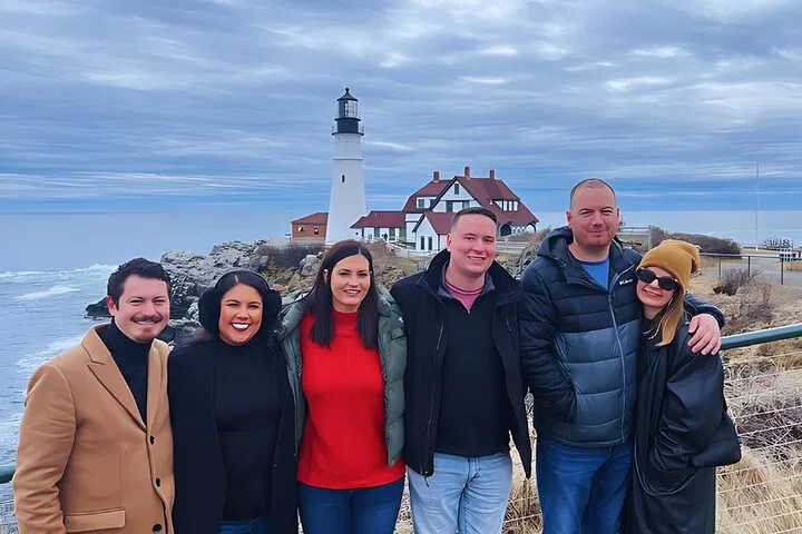 Portland Lighthouses: See 3 Iconic Maine Coast Beacons