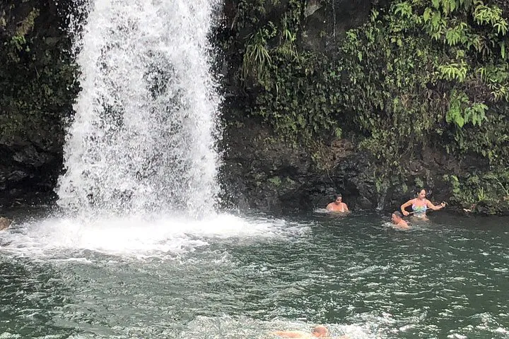 Road to Hana Day Trip: Maui's Scenic Adventure