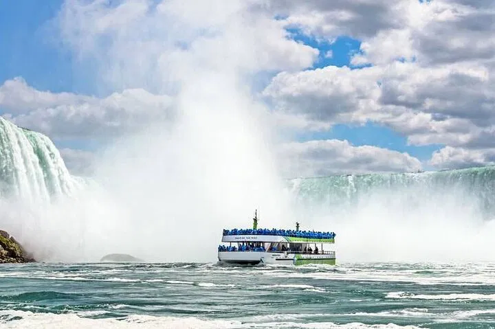 Unforgettable Niagara: USA Side Adventure Awaits!