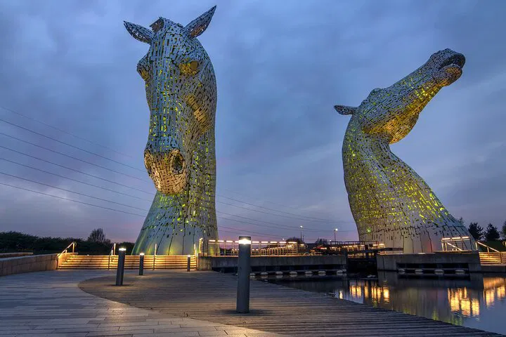 Unforgettable Private Tour: Loch Lomond, Kelpies & Stirling Castle Adventure