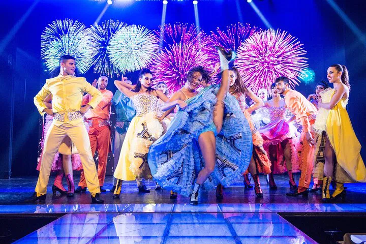Paris Spa & Cabaret: Dinner Show at Paradis Latin