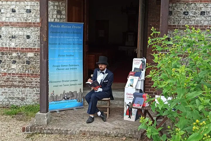 Unleash Your Inner Detective: An Étretat Outdoor Escape Game Adventure!
