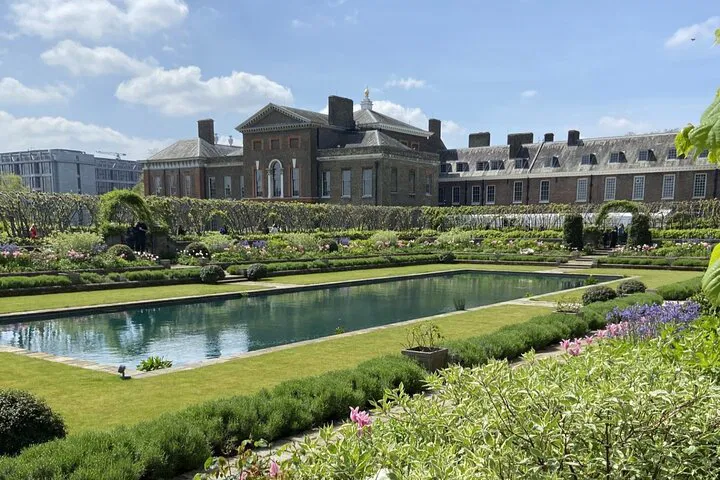 Kensington Gardens Adventure: A Family-Friendly Exploration!
