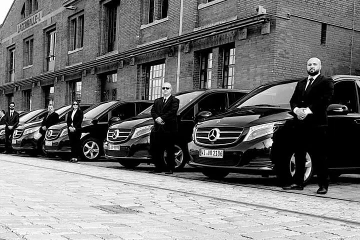 Effortless Airport Transfer: Private Berlin to Schönefeld Comfort
