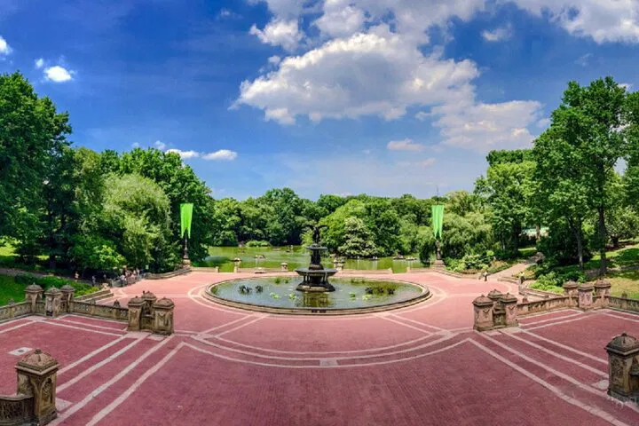 NYC Movie & TV Tour: See Famous Film Locations!