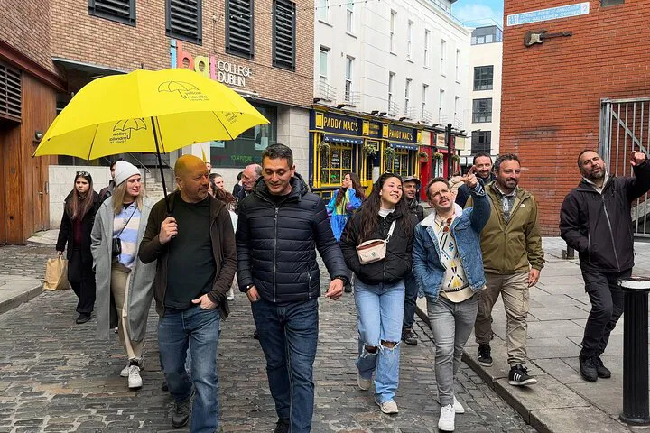 Dublin's Brews & Bridges: A Silicon Docks Craft Beer Adventure!