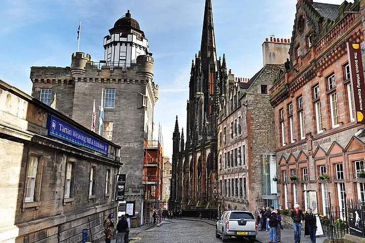 Uncover Edinburgh's Magical Secrets: A Harry Potter Audio Adventure