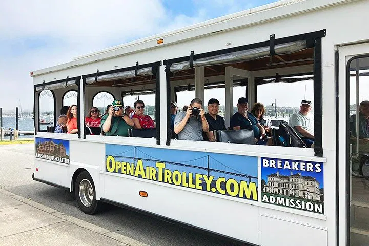 Newport Trolley Tour & Breakers Mansion (Ages 5+)