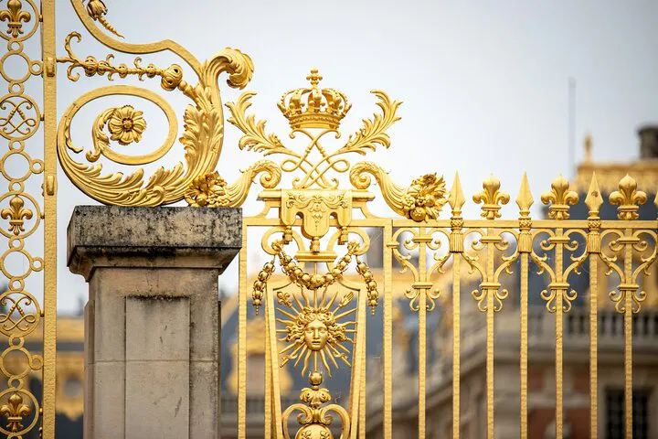 Versailles Palace: Intimate Guided Tour, Max 10 Guests