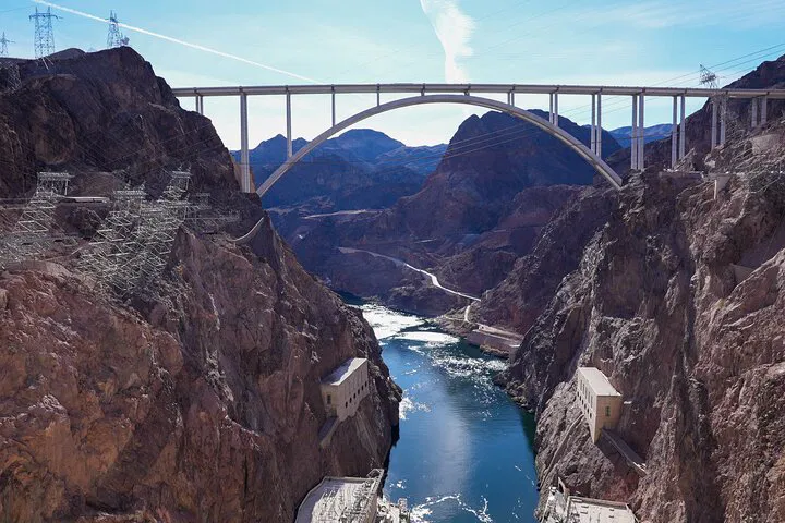 Hoover Dam & Vegas Tour from LA: Private Day Trip