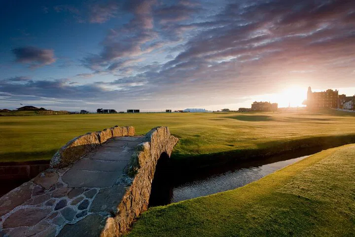 Experience St Andrews Old Course: A Luxurious Scottish Day Tour
