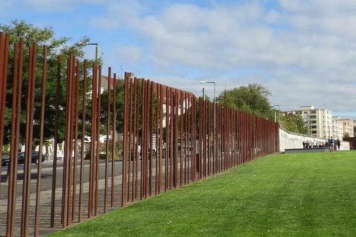 Uncover Berlin Wall Stories: A Guided Journey Through History