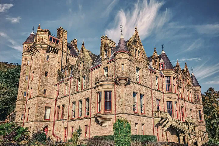 Uncover Belfast's Treasures: A Self-Guided City Day Tour