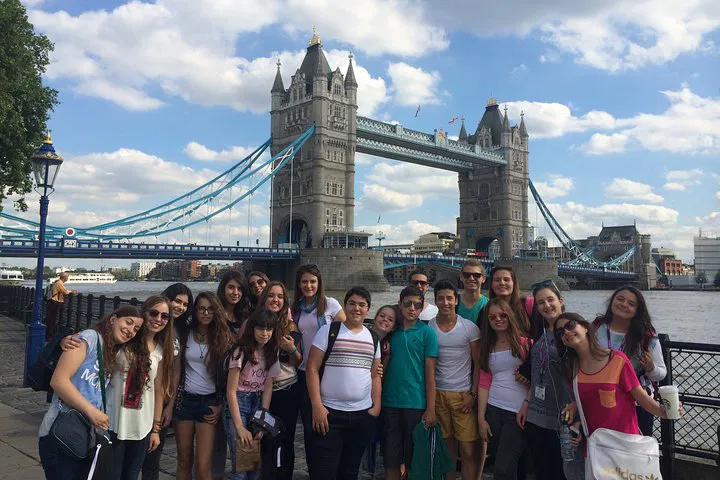 Immersive London: 6-Day Cultural Tour with Host Family
